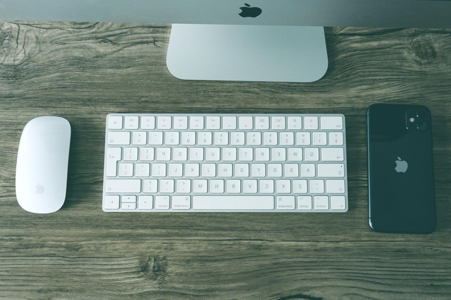 Internationale Studierende bei der Seminararbeit